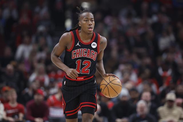 崔永熙完成NBA常规赛首秀 史上第7位中国球员